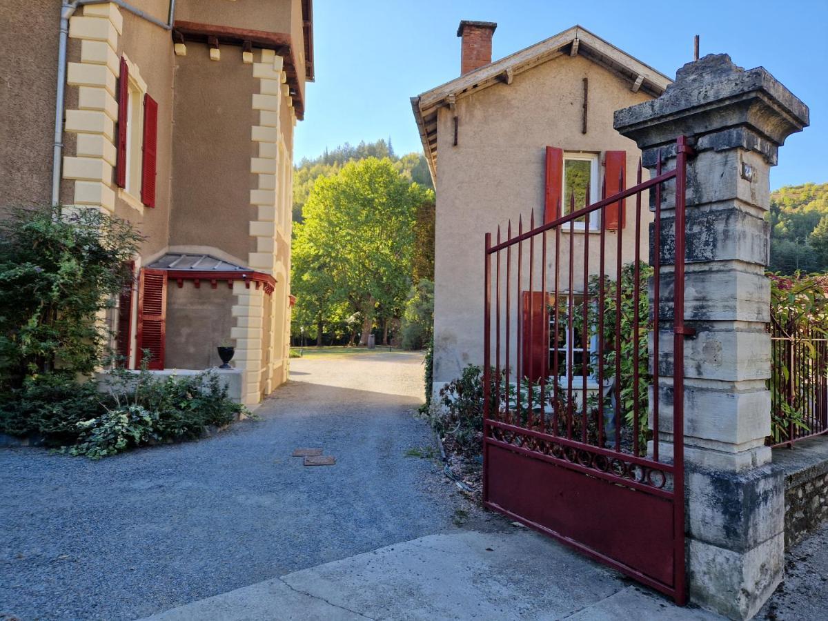 Chateau De Viviez Екстер'єр фото